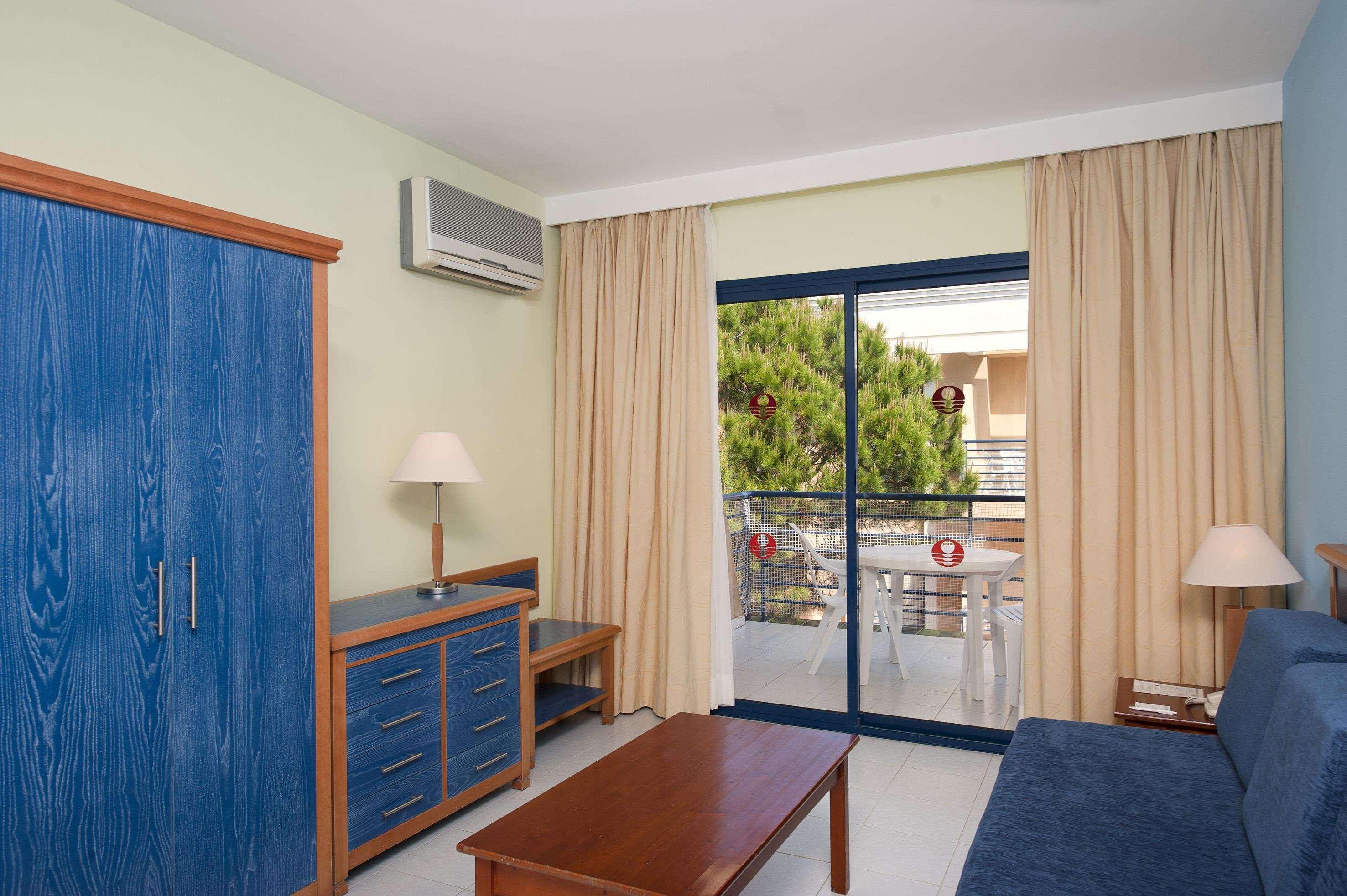 Sol Sancti Petri Aparthotel Chiclana de la Frontera Exterior photo